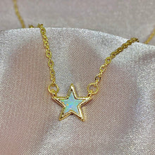 Load image into Gallery viewer, Star Gold Necklace
