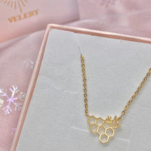 Load image into Gallery viewer, Lilly Gold Necklace
