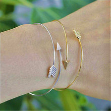 Load image into Gallery viewer, Love Gold Bracelet
